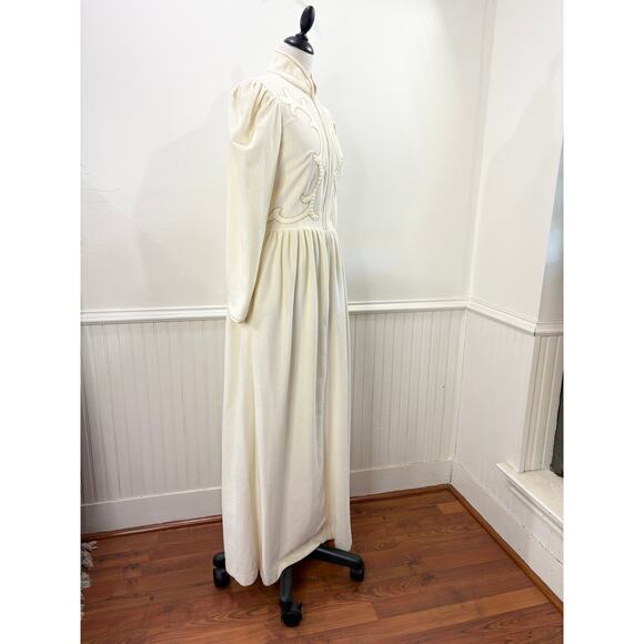Oscar de la Renta Size 8 Robe Hollywood Regency Velour Fleece Embroidered Cream - Picture 2 of 13